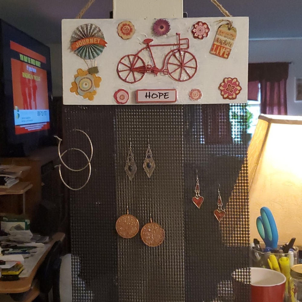 Earring holder